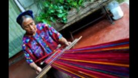 Aušanas veidošanas paņēmieni: tekstilmākslas veidošana ar diegiem