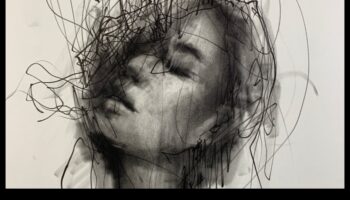 Ogļu un tintes saplūšana: dinamisku kombināciju izpēte